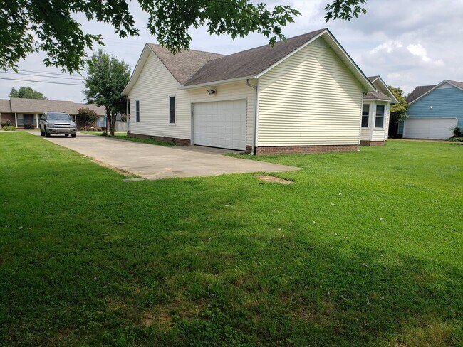 Building Photo - Northmeade Woods Subdivision