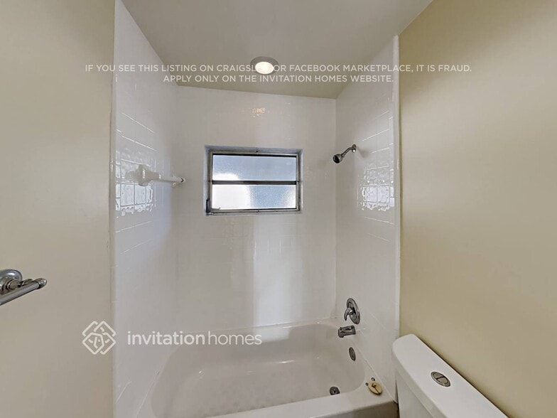 Building Photo - 1314 Braeburn