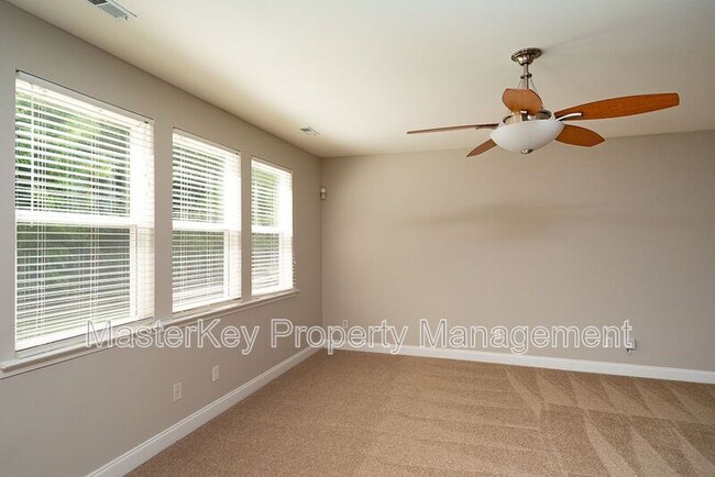 Building Photo - 7144 Great Laurel Dr