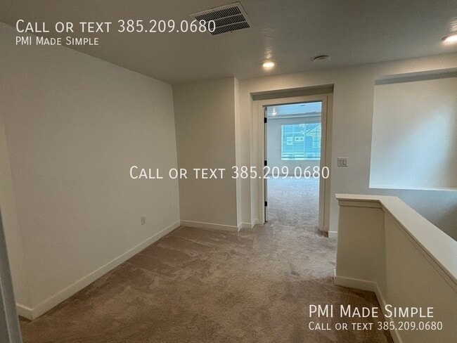 Building Photo - 4140 W Holbrook Way