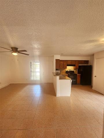 Building Photo - 506 E Denton Dr