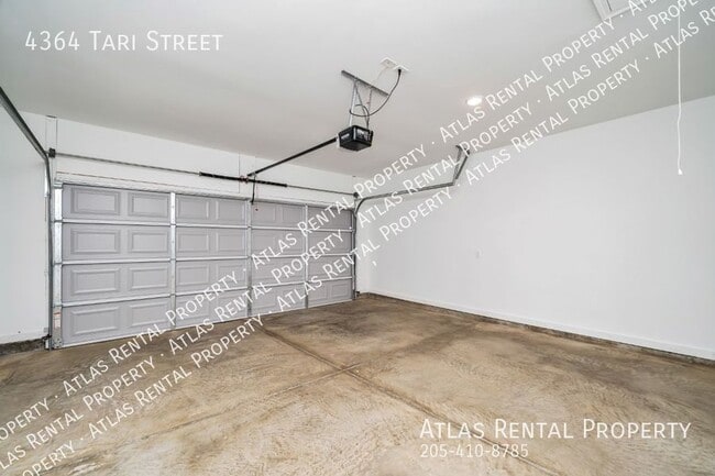 Building Photo - 4364 Tari St