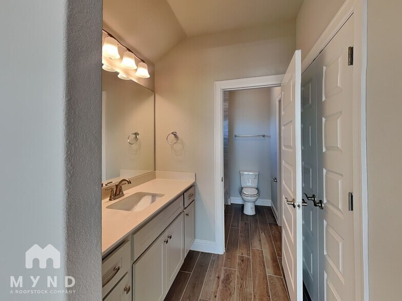 Building Photo - 2605 Sam Bass Rd