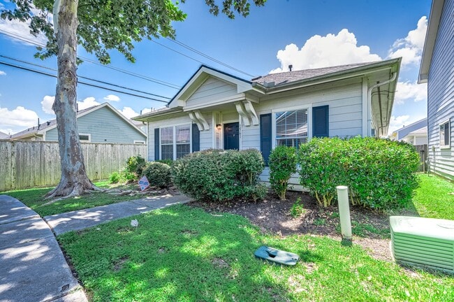 Building Photo - 1561 Nichole Woods Dr