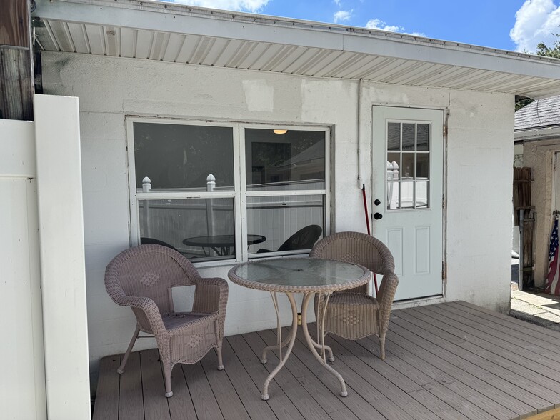 Private Deck - 4610 McGregor Blvd