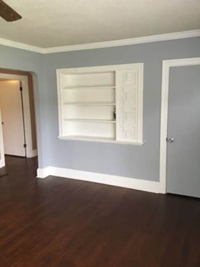 Building Photo - 3 Bed 1 Bath House in Washington