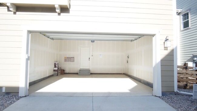 Building Photo - 1149 Anker Dr
