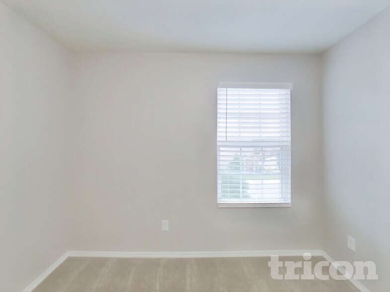 Building Photo - 10718 Castello Cyn
