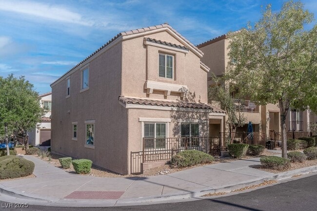 Building Photo - 7733 Lively Loom Ct