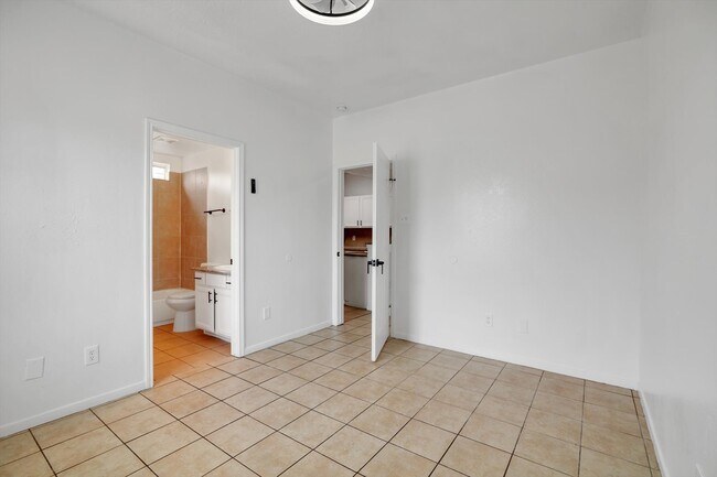 Building Photo - 6933 Liverpool St