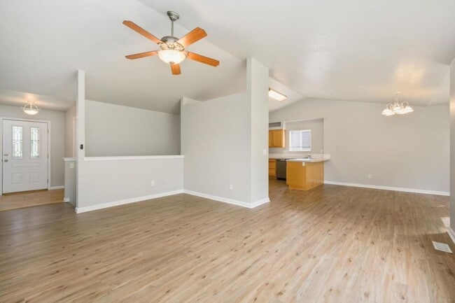 Building Photo - 101 Whitney Bay