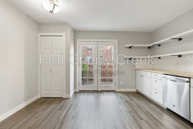 Building Photo - 1223 S Idalia St