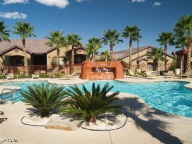 Building Photo - 8250 N Grand Canyon Dr