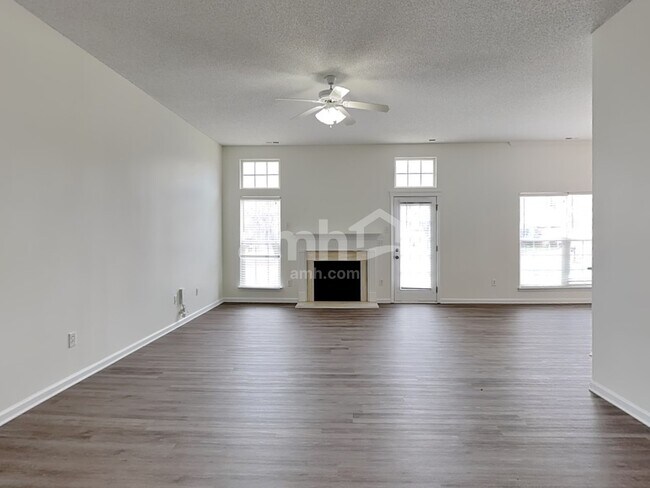 Building Photo - 2839 Oakglade Ct