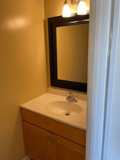 Building Photo - 44 Ramsgate Ct