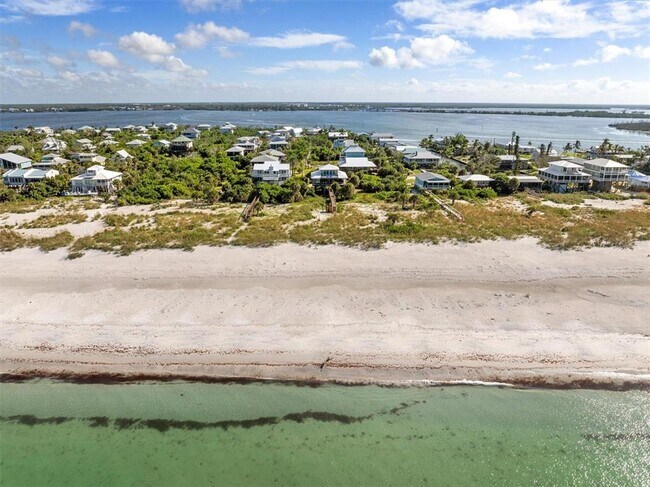 Building Photo - 9498 Alborado Rd