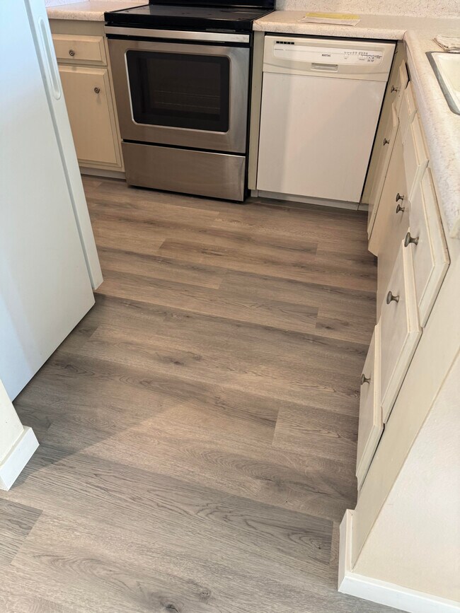 new wood floors - 1187 E 3rd St