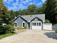 Building Photo - 101 Firwood Ct