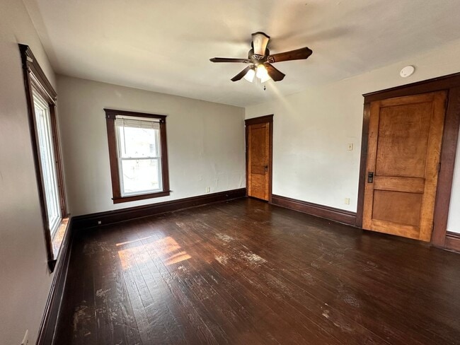 Building Photo - 9 Groveland St