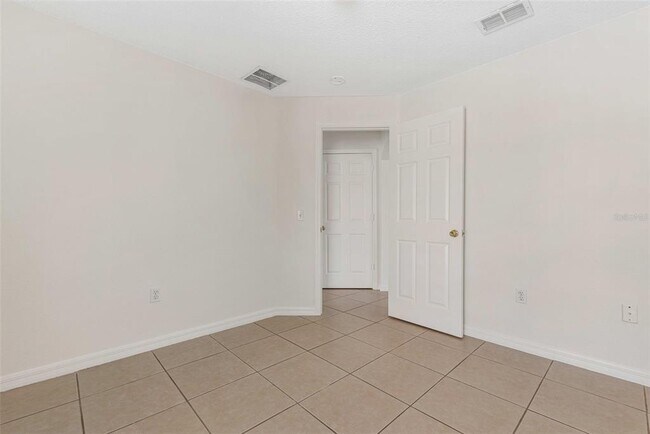 Building Photo - 123 Fox Loop