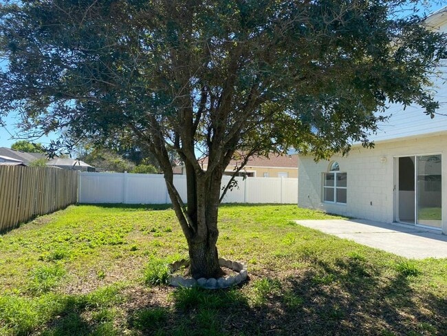 Building Photo - 217 Chadworth Dr