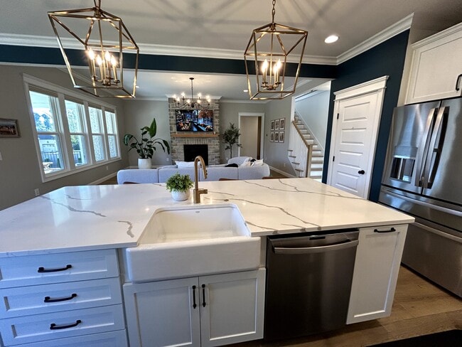 Building Photo - 1000 Alrich Ct