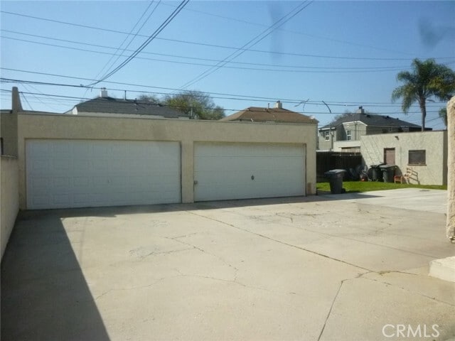 Building Photo - 15709 Brighton Ave