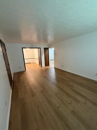 Building Photo - 8422 Colwyn Ct