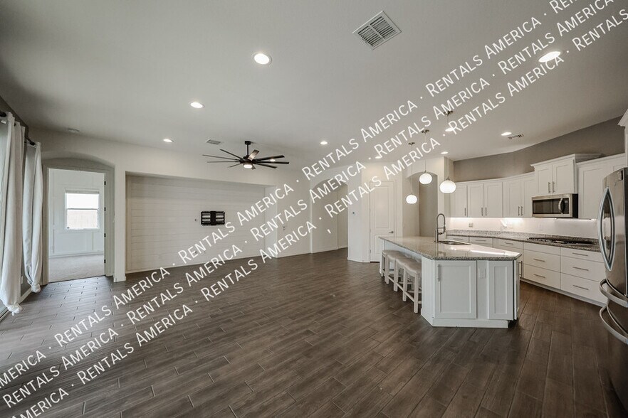 Building Photo - 22366 E Sentiero Dr