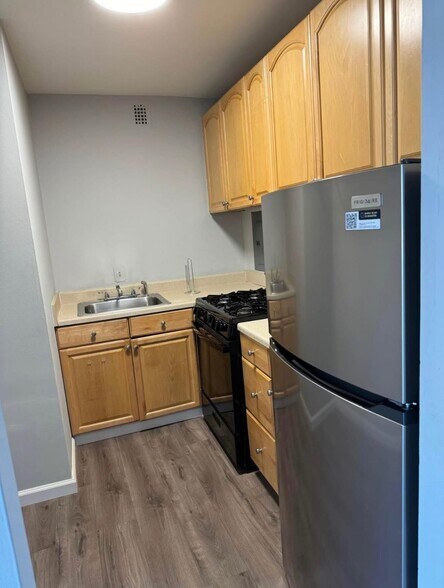 Building Photo - 5340 Holmes Run Pky
