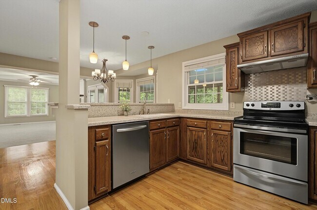 Building Photo - 106 Dilworth Ct