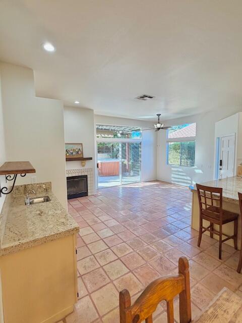 Building Photo - 54035 Avenida Martinez