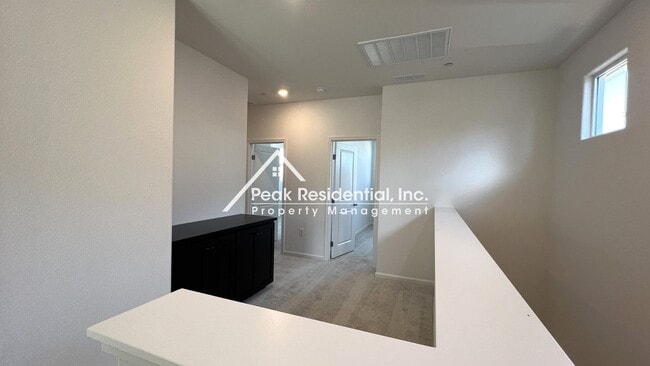 Building Photo - New Elk Grove 3bd/2.5ba Home near Big Horn...