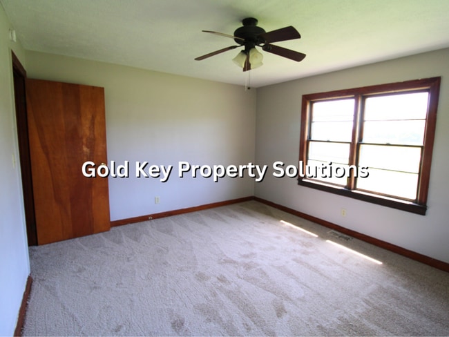 Building Photo - NORTH ANDERSON 3 BR 1 BA Brick Ranch with Central Air and Garage (NO SECTION 8)