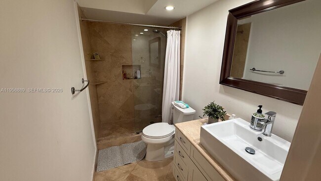 Building Photo - 5900 Collins Ave