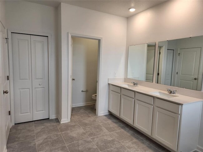 Building Photo - 203 Bogey Dr