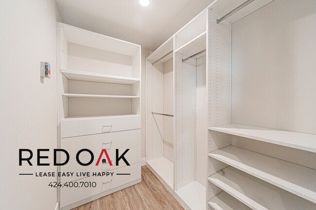 Building Photo - 5550 Bonner Ave