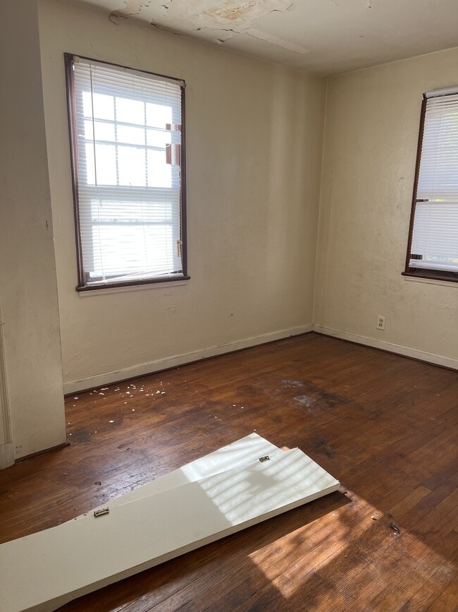 Building Photo - 5663 Gatesworth Ave