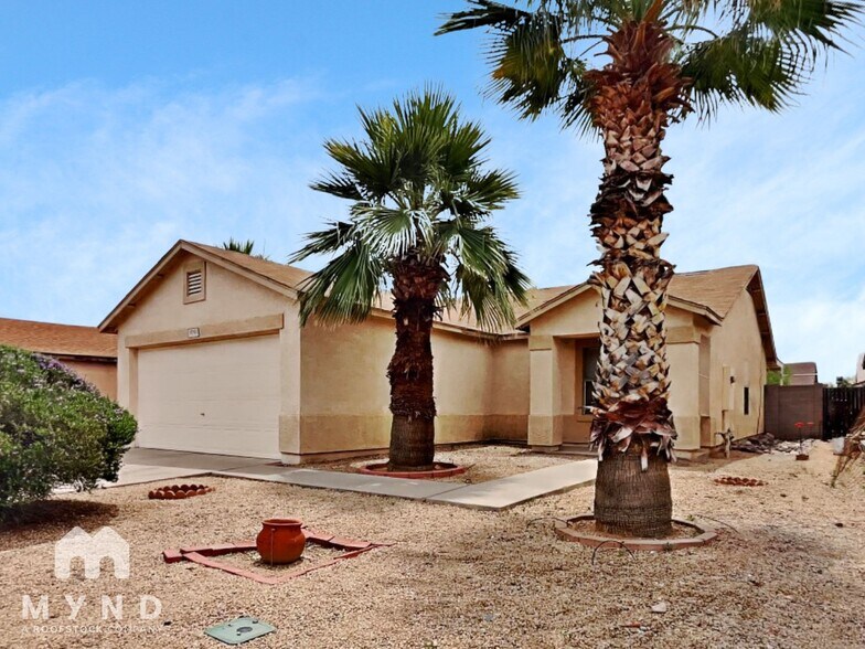 Building Photo - 11793 W Dahlia Dr