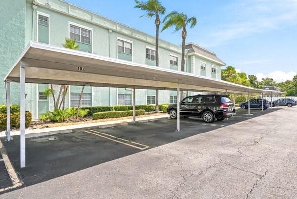Building Photo - 1706 Belleair Forest Dr