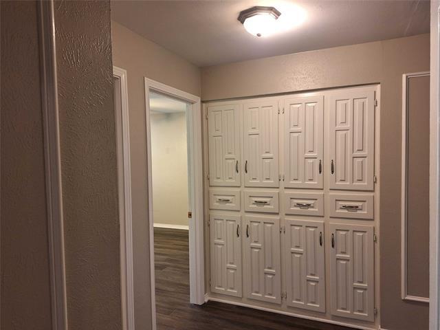 Building Photo - 9518 Timberleaf Dr