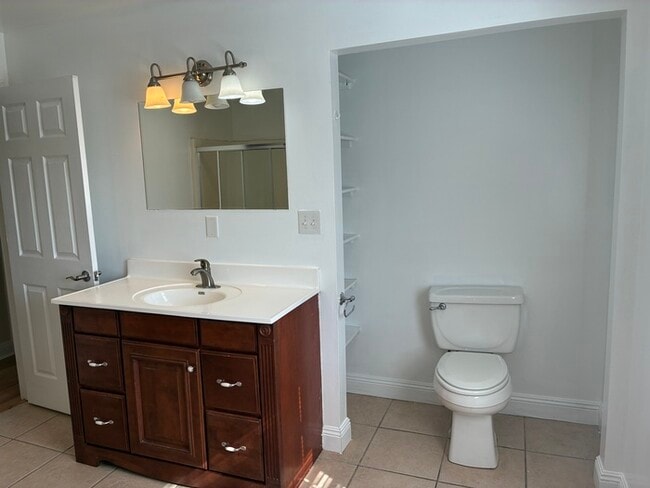 Building Photo - Beautiful 3/1 in Bay St. Louis, MS