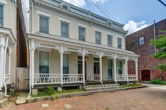 Building Photo - 2404, 2406 & 2408 E Clay Street