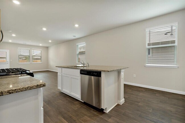 Building Photo - 2909 Tweedy Trail