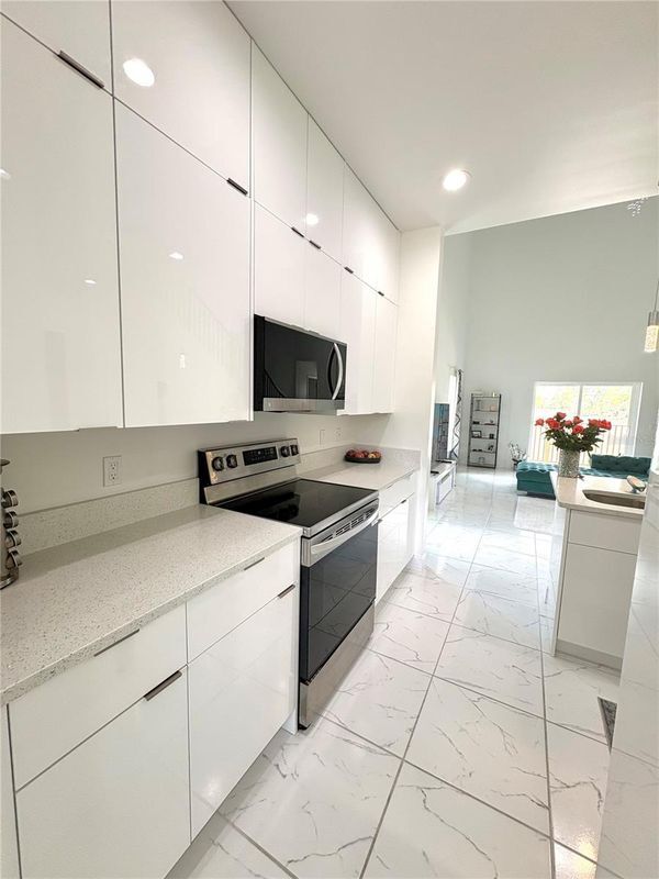 Building Photo - 7044 Brickell Ct