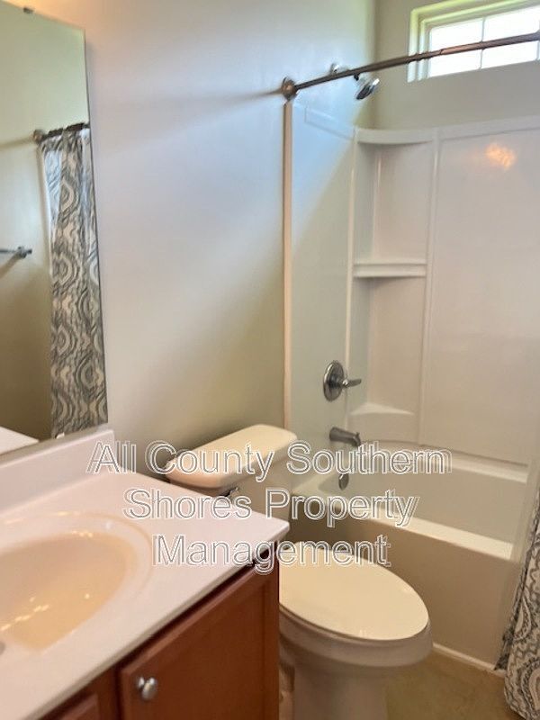 Building Photo - 1628 Fairforest Ct