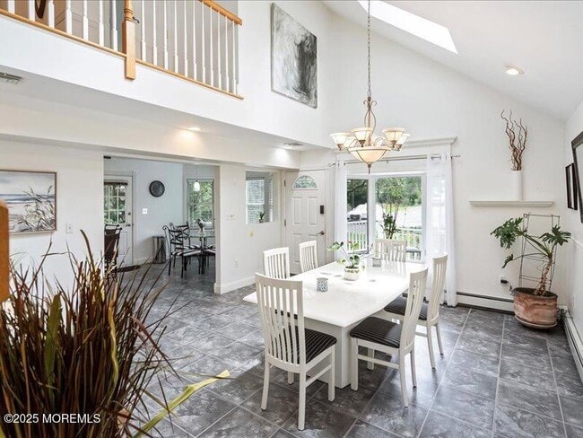 Building Photo - 552 Prospect Ave