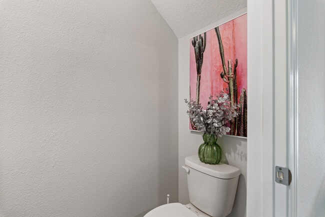 Building Photo - 425 Talulla Trl