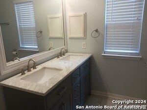 Building Photo - 6227 Parkland Oaks Dr