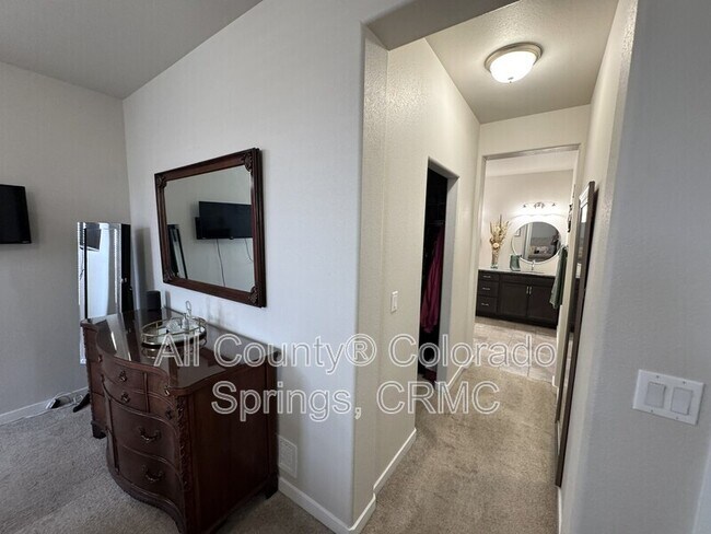 Building Photo - 5755 Marlee Dr